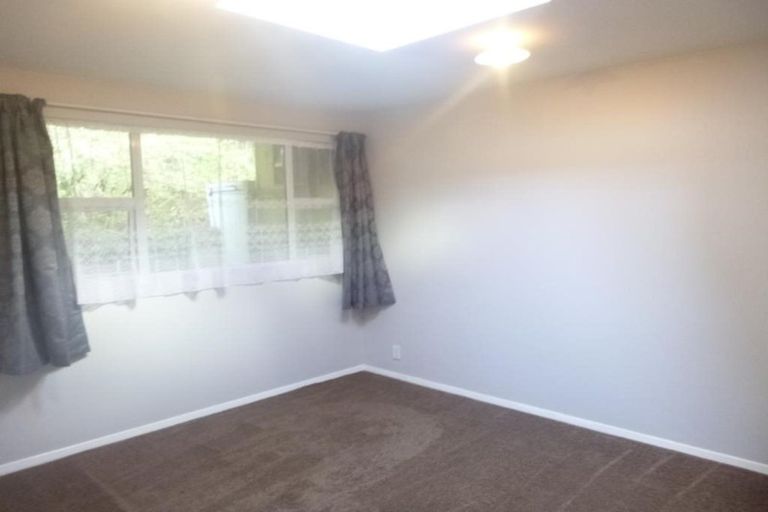 Photo of property in 3/22 Deller Grove, Silverstream, Upper Hutt, 5019