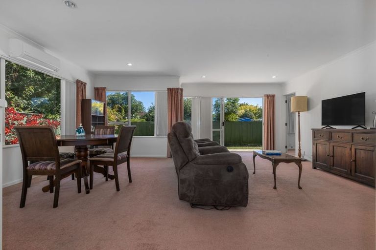 Photo of property in 73a Ngaio Road, Waikanae, 5036