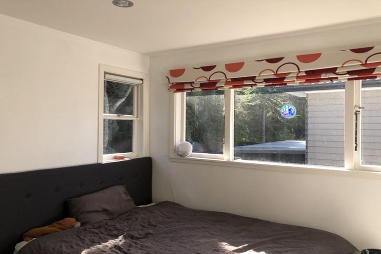 Photo of property in 3b Dallinghoe Crescent, Milford, Auckland, 0620