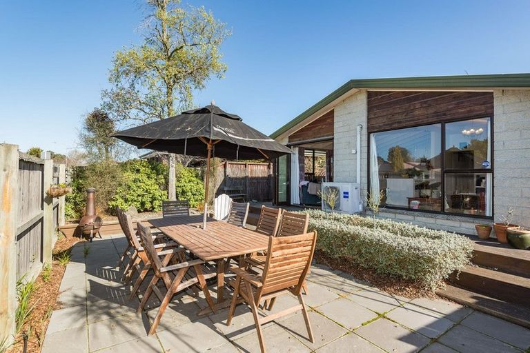 Photo of property in 247 Queenspark Drive, Parklands, Christchurch, 8083