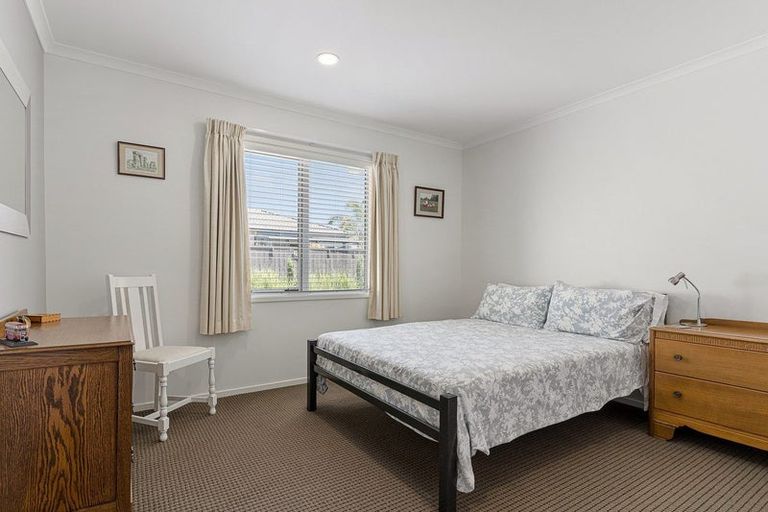 Photo of property in 119 Oriental Parade, Papamoa Beach, Papamoa, 3118