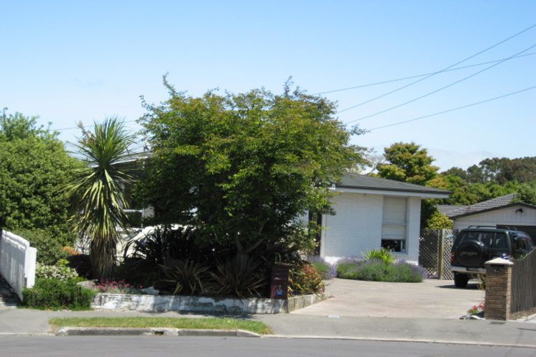 Photo of property in 7 Farndale Place, Avonhead, Christchurch, 8042