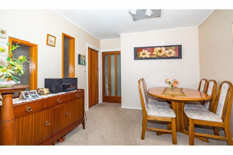 Photo of property in 1/48 Kitchener Square, Highfield, Timaru, 7910