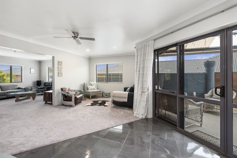 Photo of property in 35 Elmbridge Place, Owhata, Rotorua, 3010