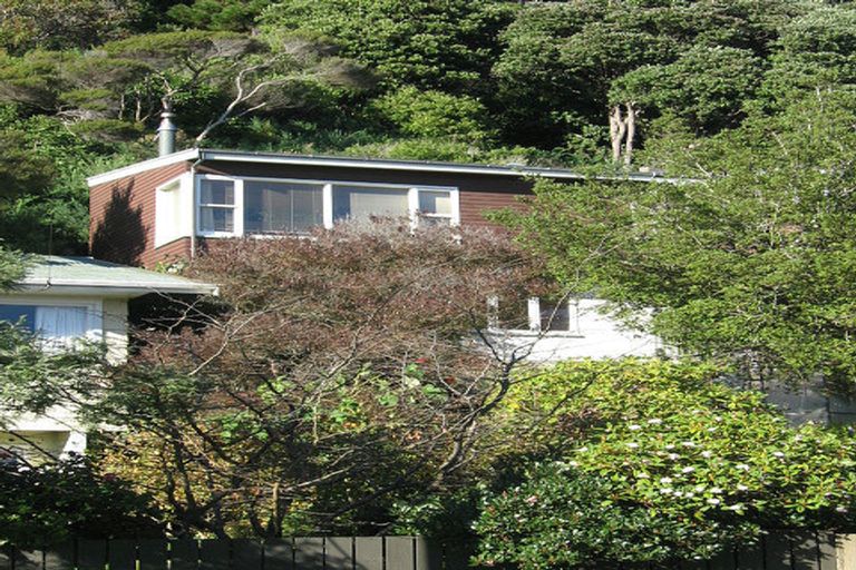 Photo of property in 8 Tawa Street, Eastbourne, Lower Hutt, 5013