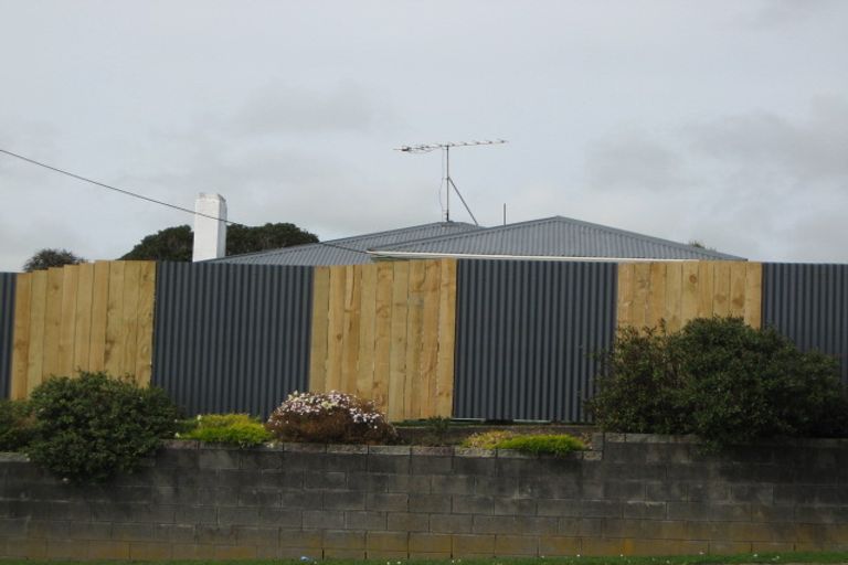 Photo of property in 21 Raleigh Street, Waitara, 4320