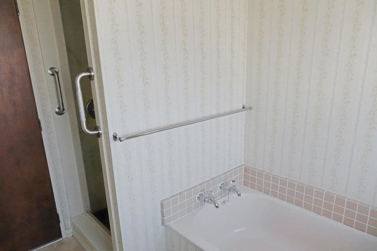 Photo of property in 1/715b Fergusson Drive, Elderslea, Upper Hutt, 5018