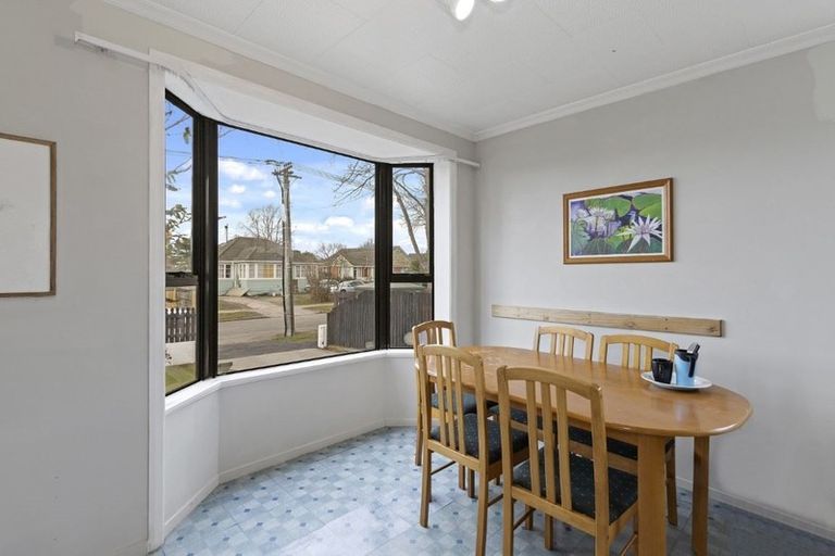 Photo of property in 50 Hooker Avenue, Bryndwr, Christchurch, 8053