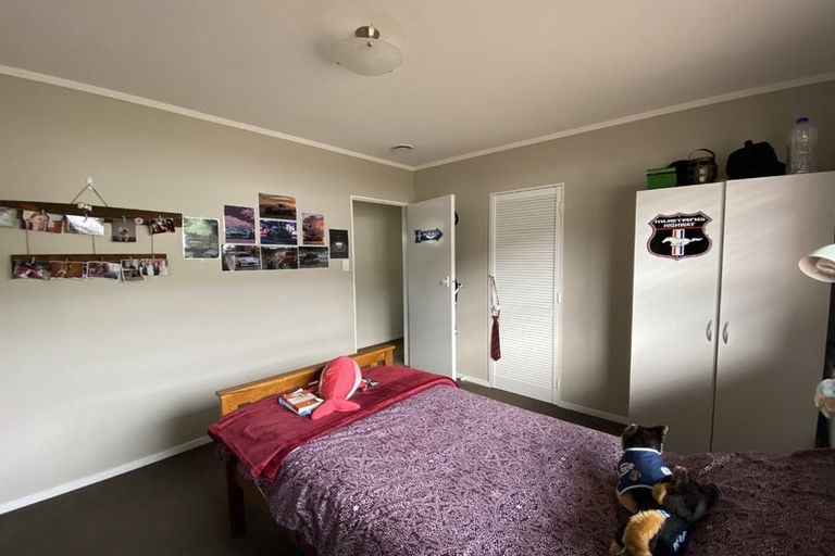 Photo of property in 8 Denver Grove, Totara Park, Upper Hutt, 5018