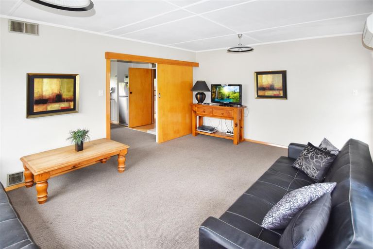 Photo of property in 26 Jollie Road, Twizel, 7901