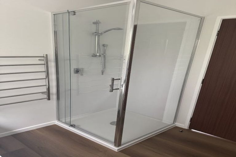 Photo of property in 16 Terra Nova Street, Glen Eden, Auckland, 0602