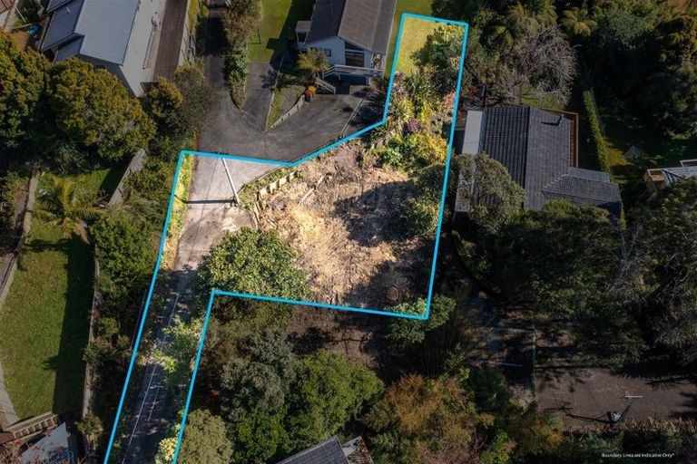 Photo of property in 2/177 Browns Bay Road, Browns Bay, Auckland, 0630