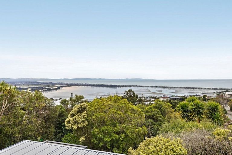 Photo of property in 198a Mount Pleasant Road, Mount Pleasant, Christchurch, 8081