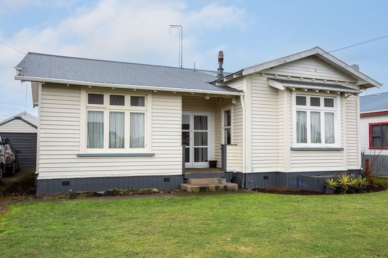 Photo of property in 25 York Street, Dannevirke, 4930