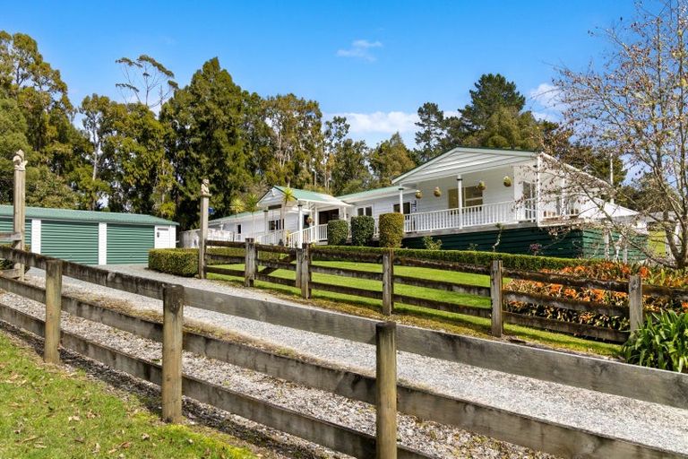 Photo of property in 25 Wayby Station Road, Wellsford, 0972