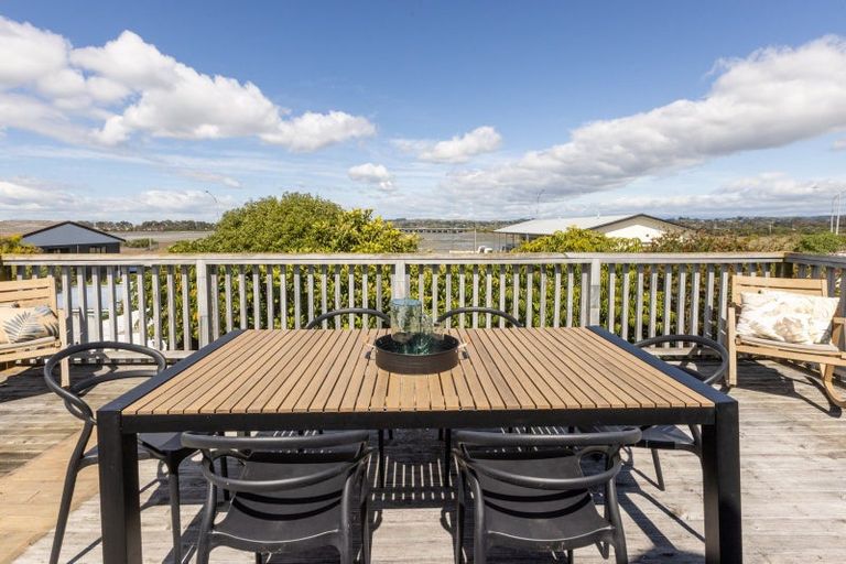 Photo of property in 78 Charles Street, Westshore, Napier, 4110
