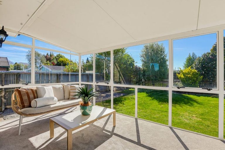 Photo of property in 4 Loreto Place, Hornby, Christchurch, 8042
