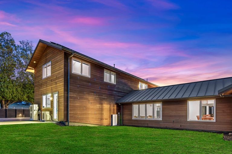 Photo of property in 80 Okura River Road, Okura, Albany, 0792