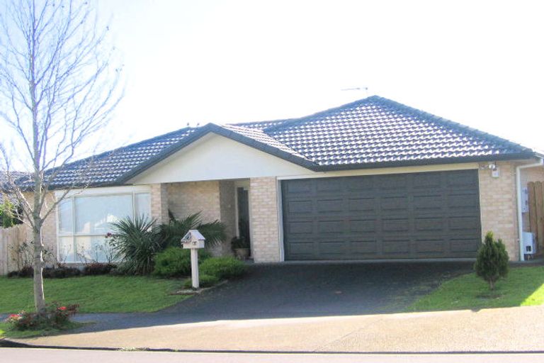 Photo of property in 14 Carlingford Drive, East Tamaki, Auckland, 2016