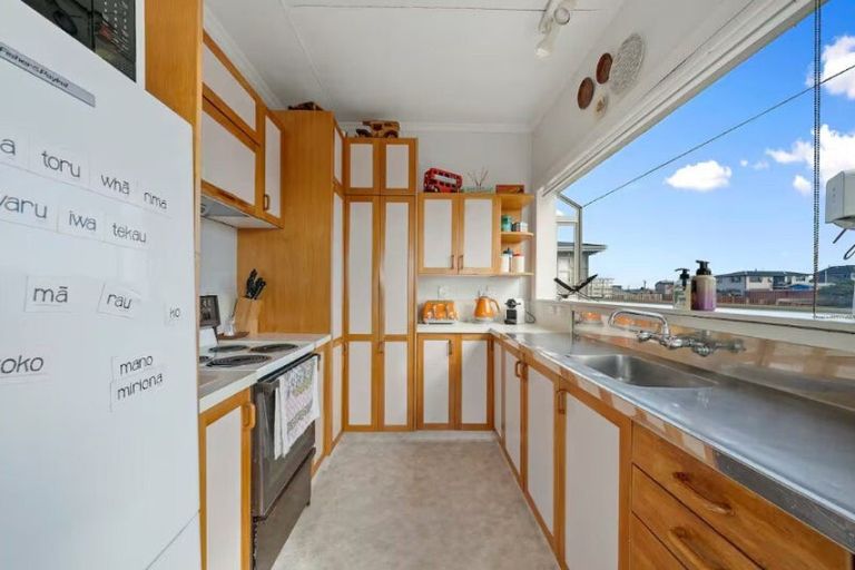 Photo of property in 22 Nelson Street, Foxton Beach, Foxton, 4815