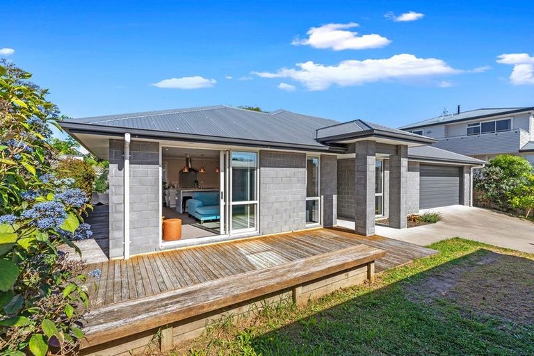 Photo of property in 19a Crescent Road, Otumoetai, Tauranga, 3110