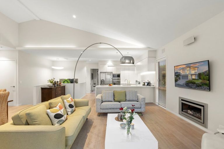 Photo of property in 44 Saint Andrews Hill Road, Mount Pleasant, Christchurch, 8081