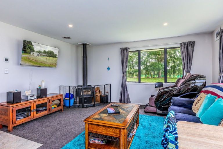 Photo of property in 81 Halls Road, Pahiatua, 4910