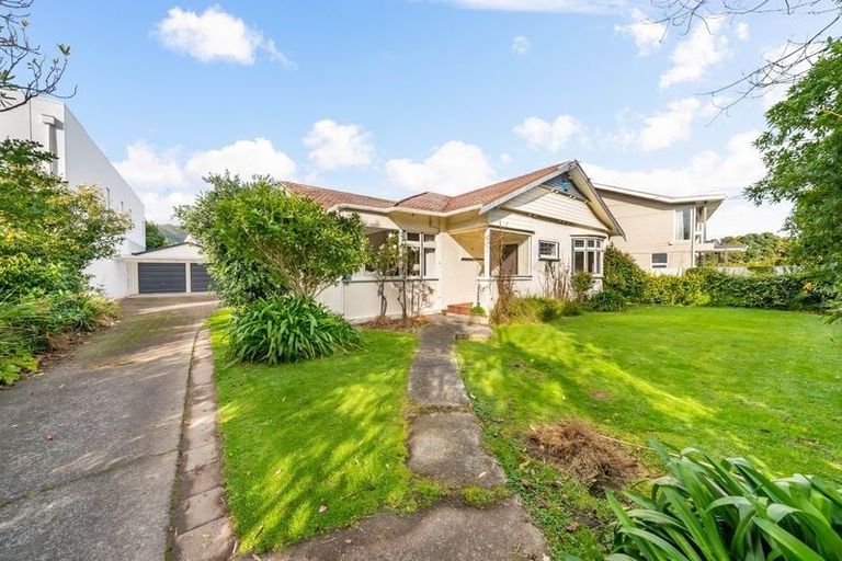 Photo of property in 6 Penrose Street, Woburn, Lower Hutt, 5010