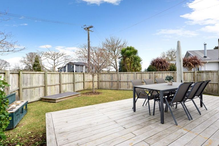 Photo of property in 8 Arawa Street, Frankton, Hamilton, 3204