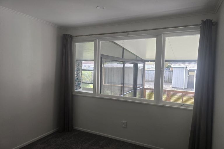 Photo of property in 4 Braeburn Place, Takanini, 2112