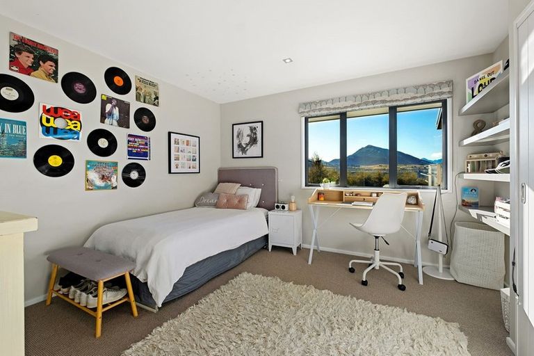 Photo of property in 13 Matheson Crescent, Albert Town, Wanaka, 9305