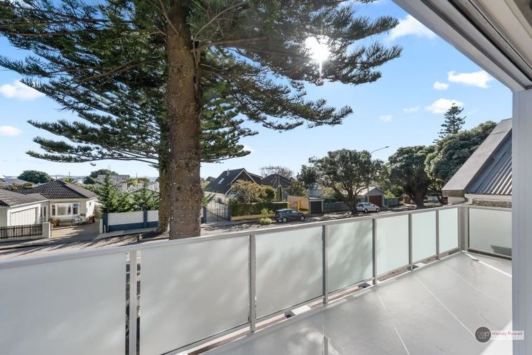 Photo of property in 225 Muritai Road, Eastbourne, Lower Hutt, 5013