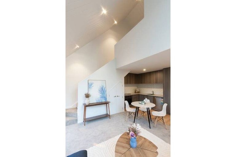 Photo of property in 2 Saint Martins Road, Saint Martins, Christchurch, 8022