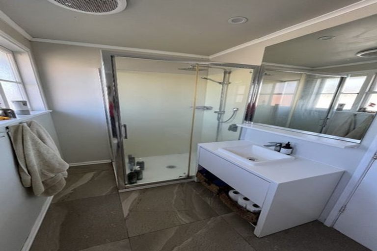 Photo of property in 3 Waitaua Street, Papakura, 2110