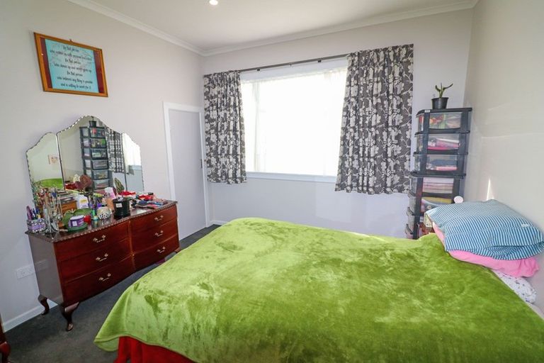 Photo of property in 6 Swinburn Street, Dannevirke, 4930