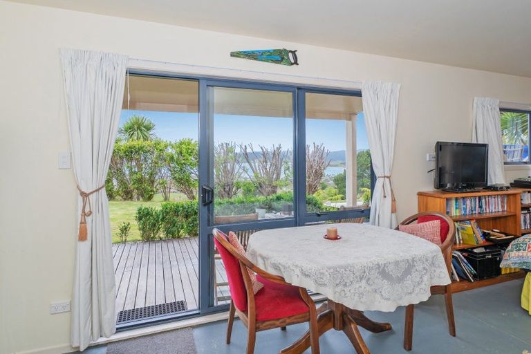 Photo of property in 108 Horongaherehere Row, Te Rerenga, Coromandel, 3582