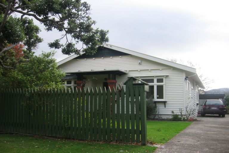 Photo of property in 13 Trafalgar Street, Waiwhetu, Lower Hutt, 5010