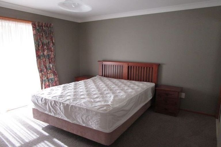 Photo of property in 10 Faith Place, West Melton, Christchurch, 7675