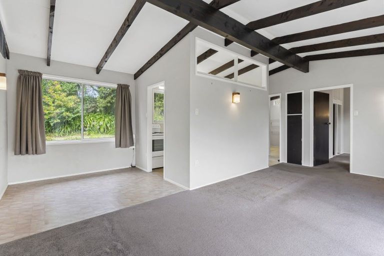 Photo of property in 14 Tui Vale Road, Shelly Park, Auckland, 2014
