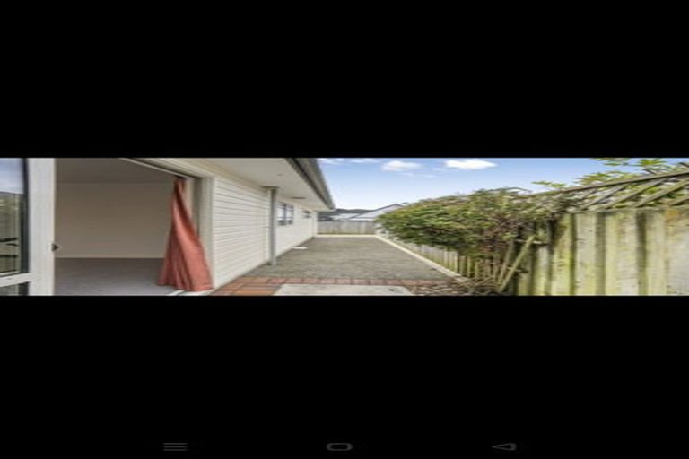 Photo of property in 16 Woodland Mews, Wainuiomata, Lower Hutt, 5014