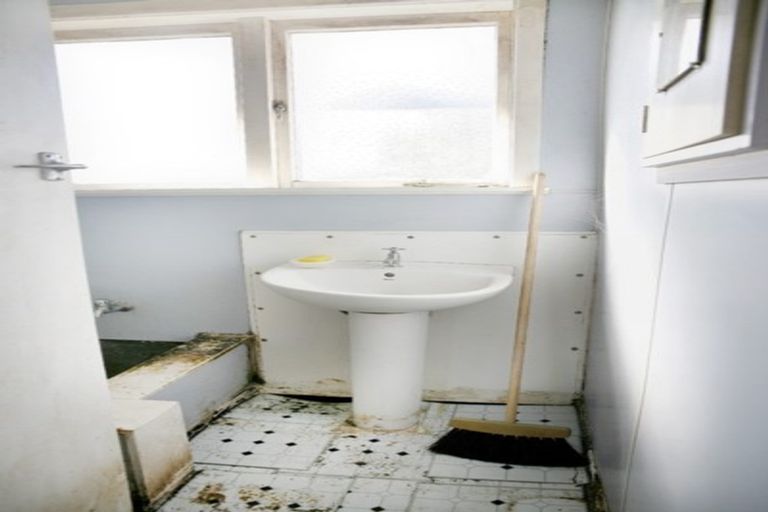 Photo of property in 422 Great South Road, Opaheke, Papakura, 2113