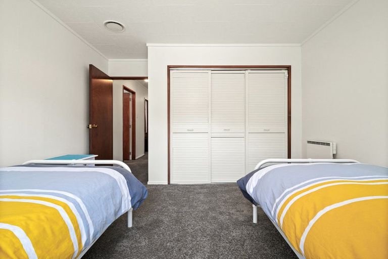 Photo of property in 97 Glenross Street, Glenross, Dunedin, 9011