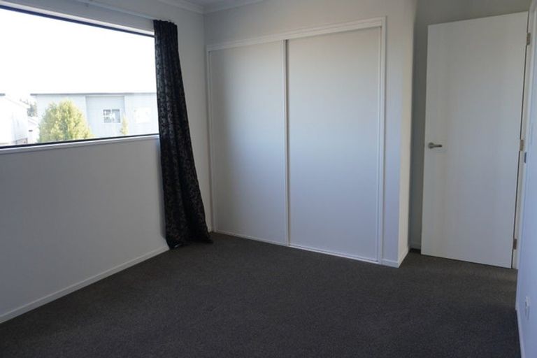 Photo of property in 28 Sholto Duncan Crescent, Halswell, Christchurch, 8025