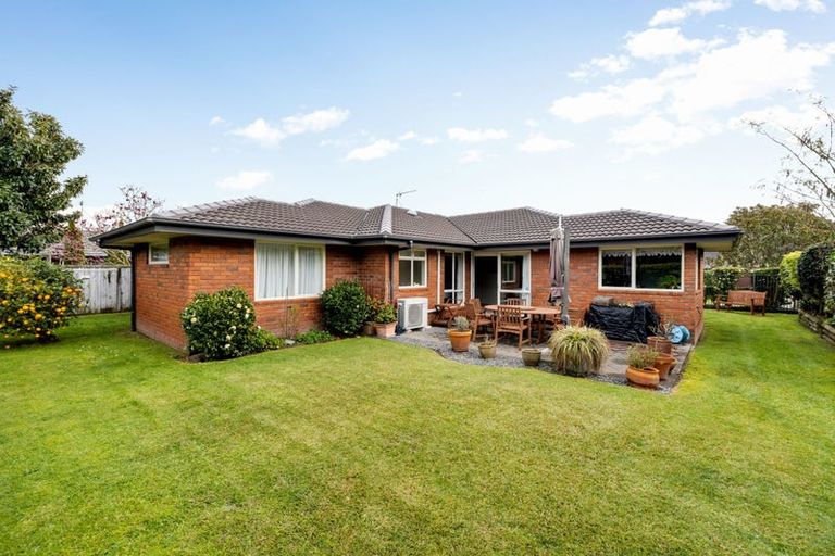 Photo of property in 29 Saint James Drive, Huntington, Hamilton, 3210