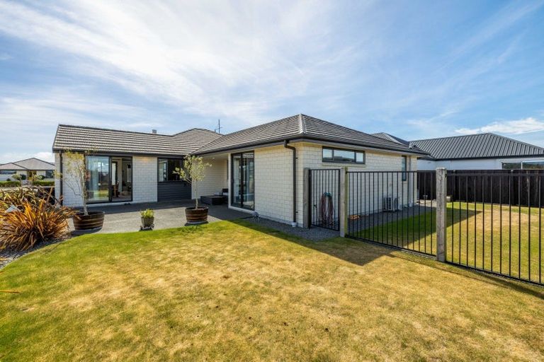 Photo of property in 18 Tiritiri Moana Drive, Pegasus, 7612