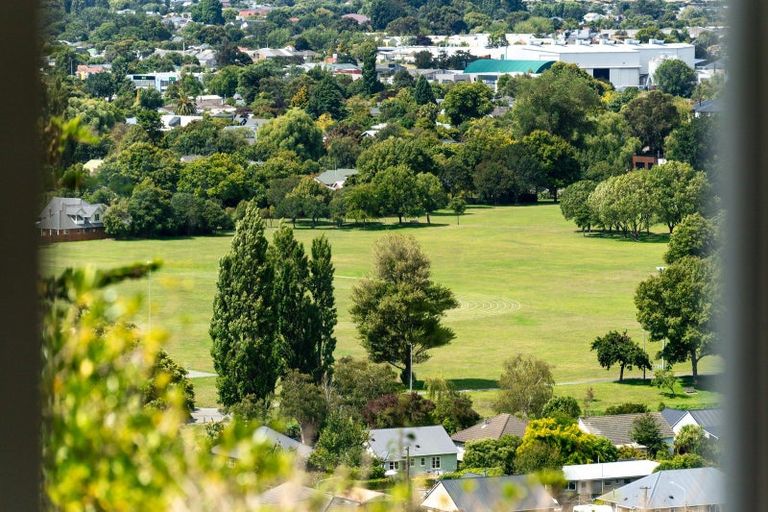 Photo of property in 2/21 Huntsbury Avenue, Huntsbury, Christchurch, 8022