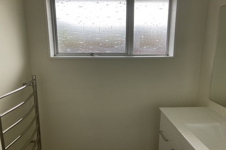 Photo of property in 1/191 Waimairi Road, Ilam, Christchurch, 8041