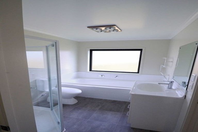 Photo of property in 40 Hodgkinson Road, Pegasus, 7612