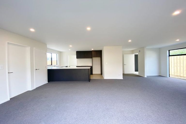 Photo of property in 2/15 Rawhiti Avenue, New Brighton, Christchurch, 8083