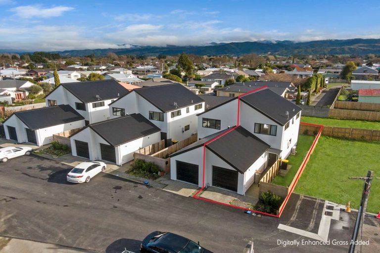 Photo of property in 1/20 Ballinger Place, Carterton, 5713